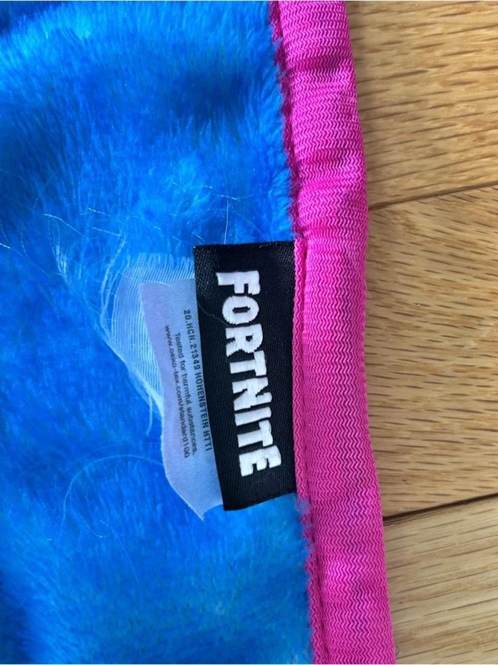 Fortnite Loot Llama Silky Soft Throw Blanket Kids Blue Pink Pop Art